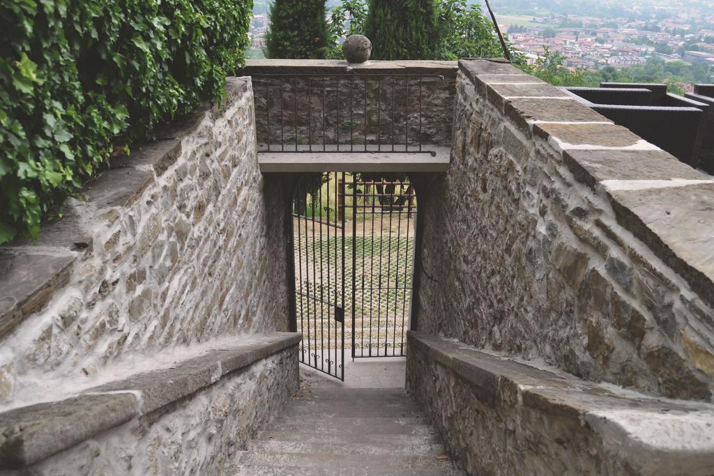 B&B Dimora Delle Donnole Bergamo Alta Ngoại thất bức ảnh